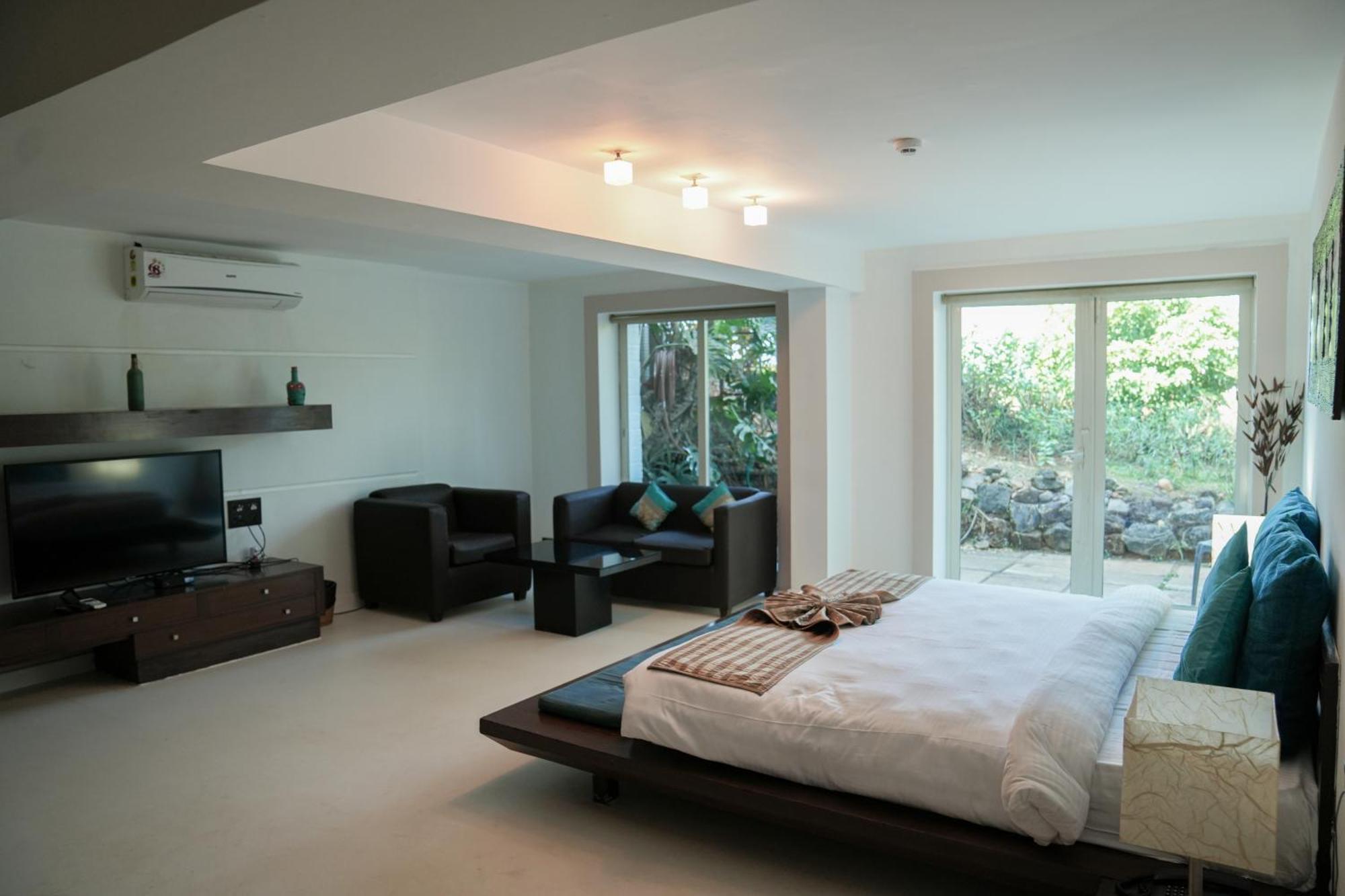 Regenta Beach House Resort, Goa 比纳里姆 外观 照片