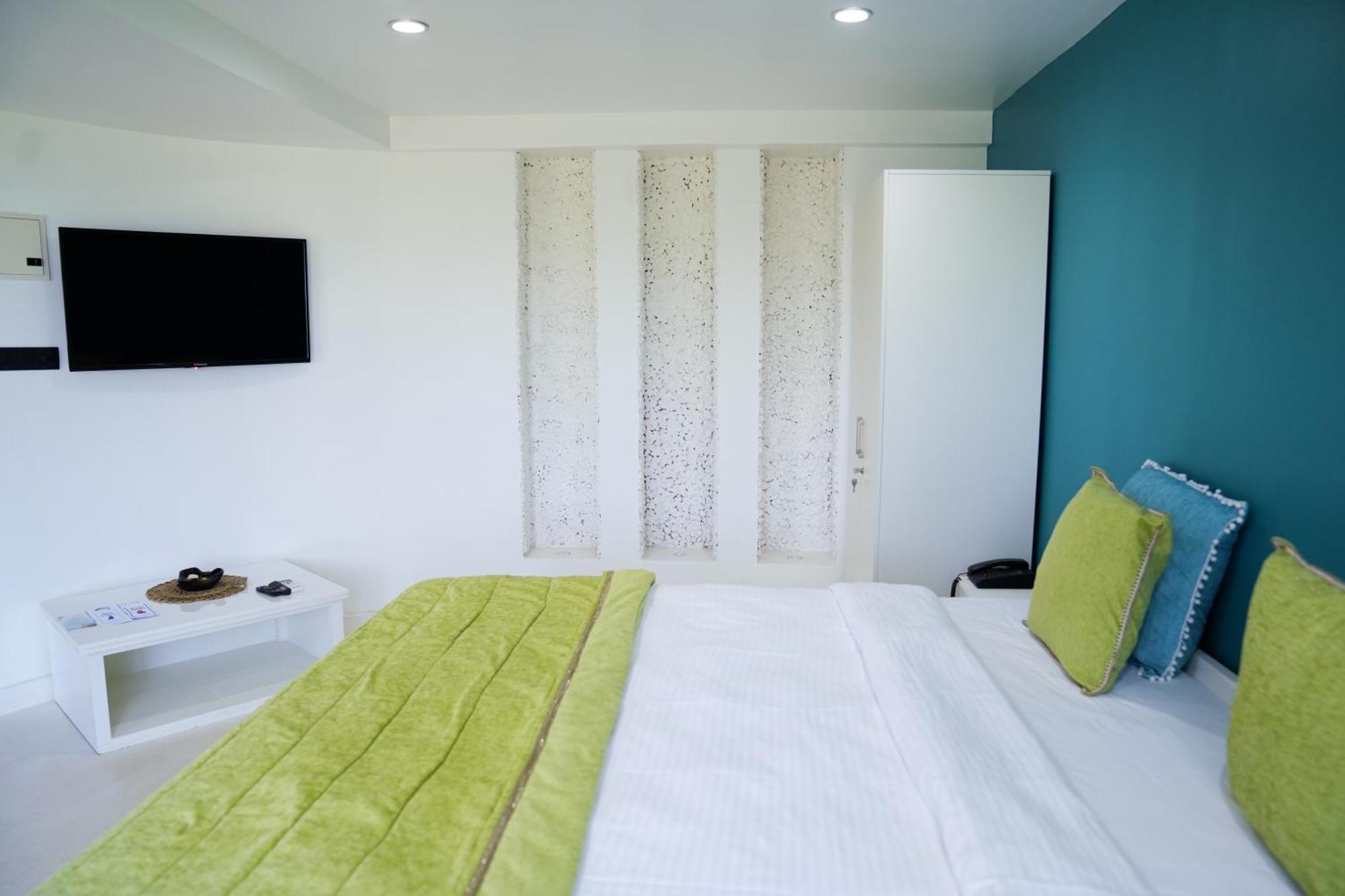 Regenta Beach House Resort, Goa 比纳里姆 外观 照片