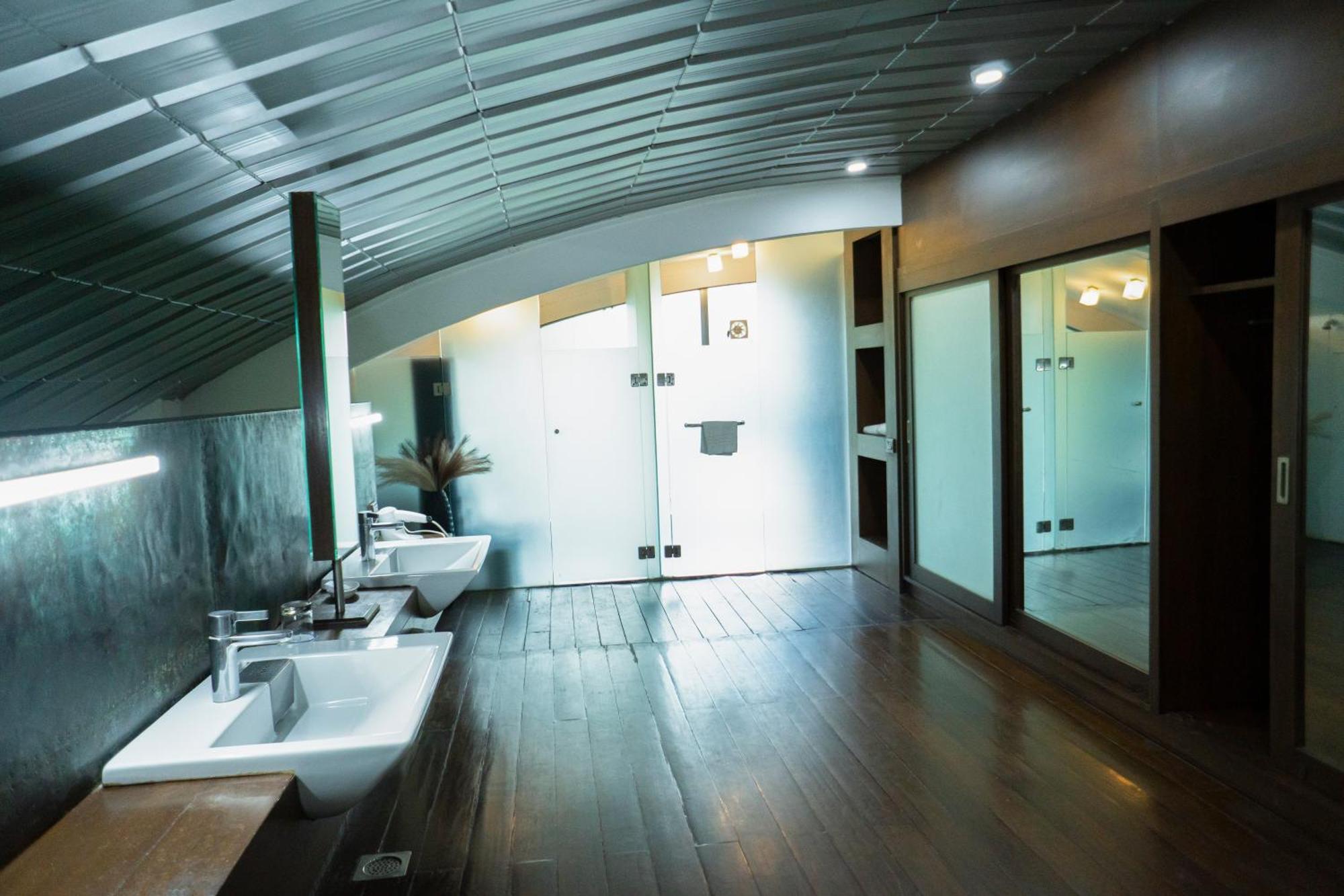 Regenta Beach House Resort, Goa 比纳里姆 外观 照片