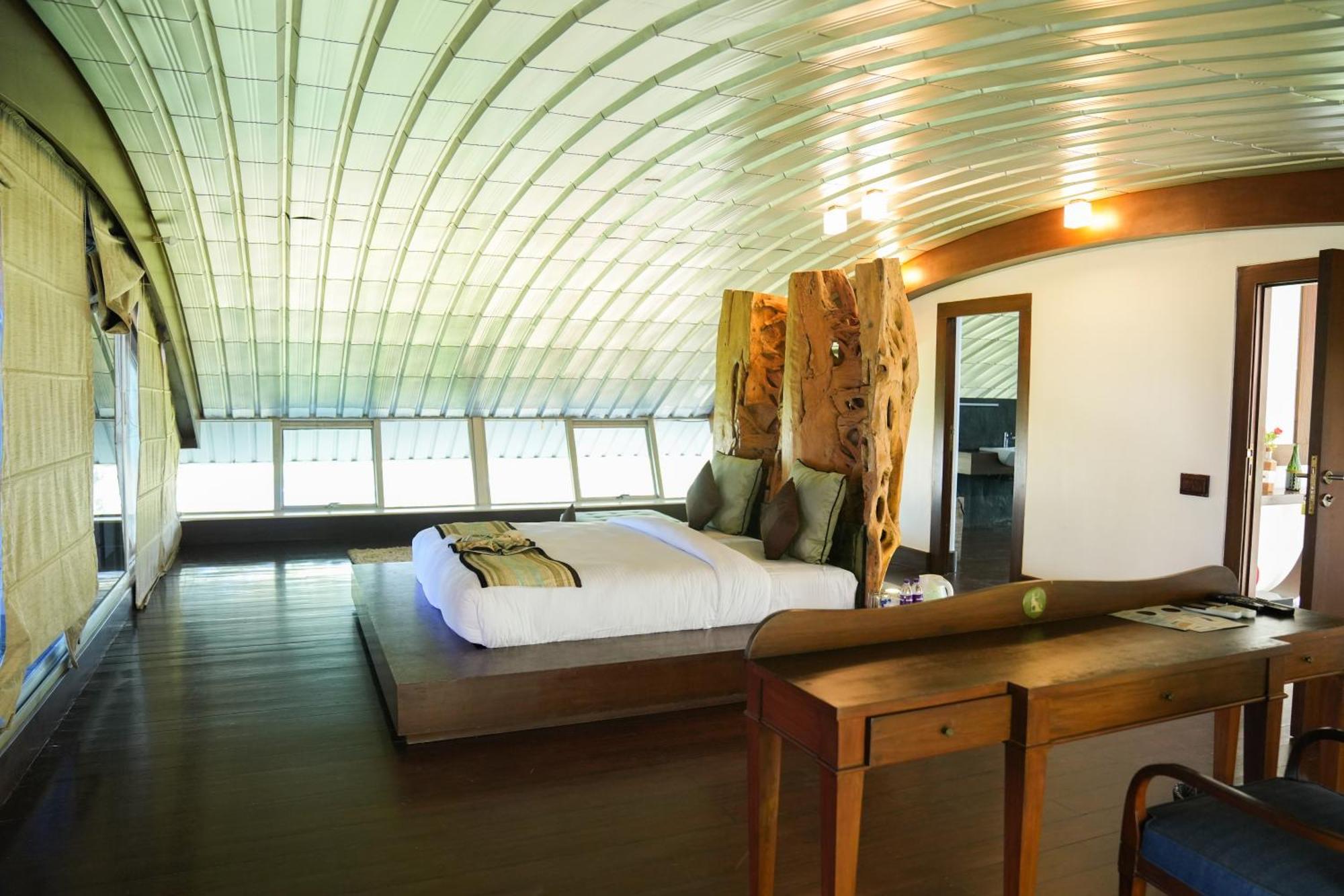 Regenta Beach House Resort, Goa 比纳里姆 外观 照片