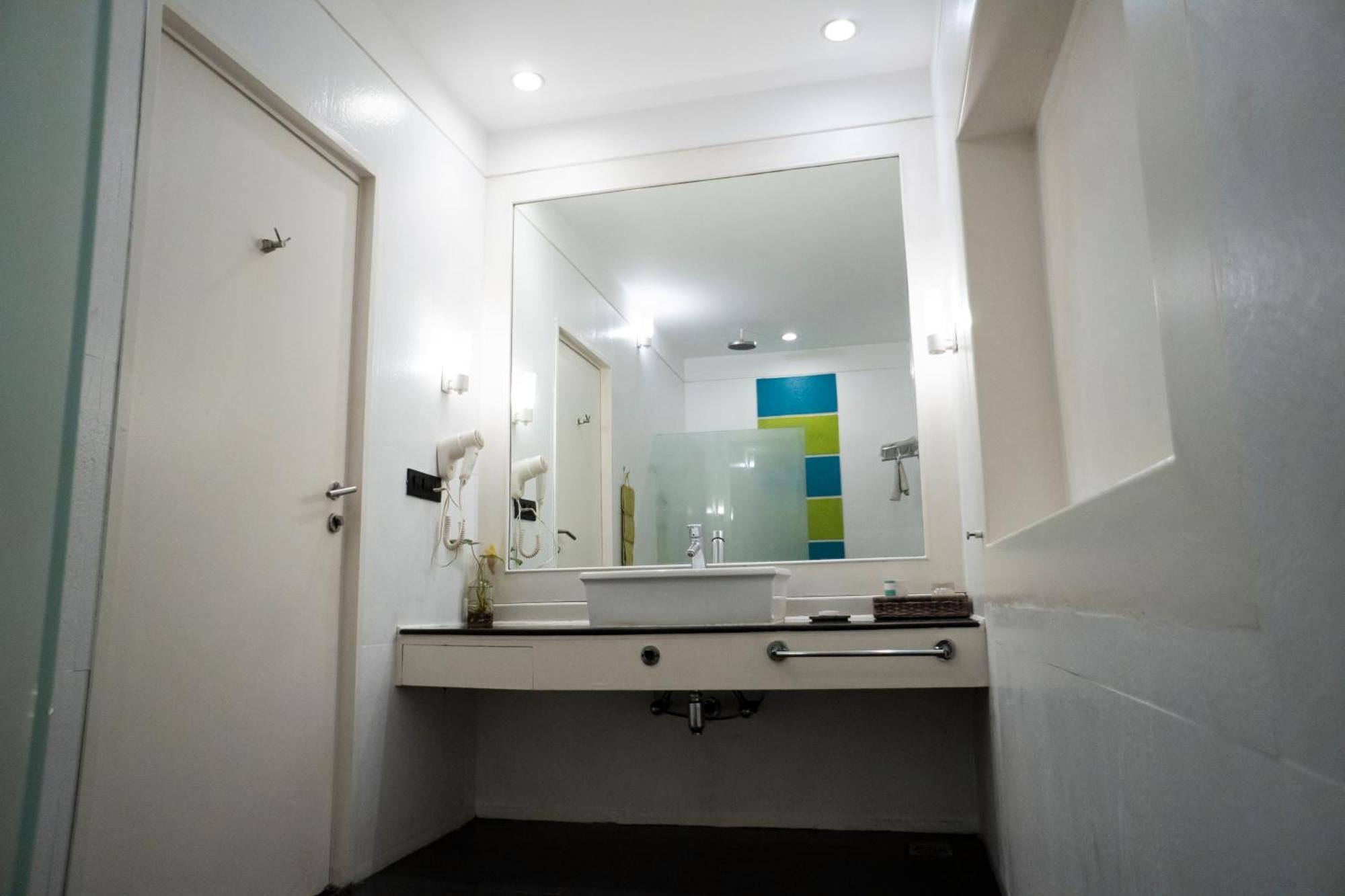 Regenta Beach House Resort, Goa 比纳里姆 外观 照片